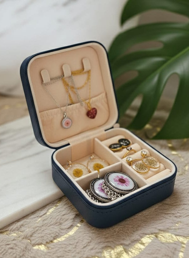Floral Keepsake Jewellery Combo – Handcrafted Flower Pendants & Earrings Set
