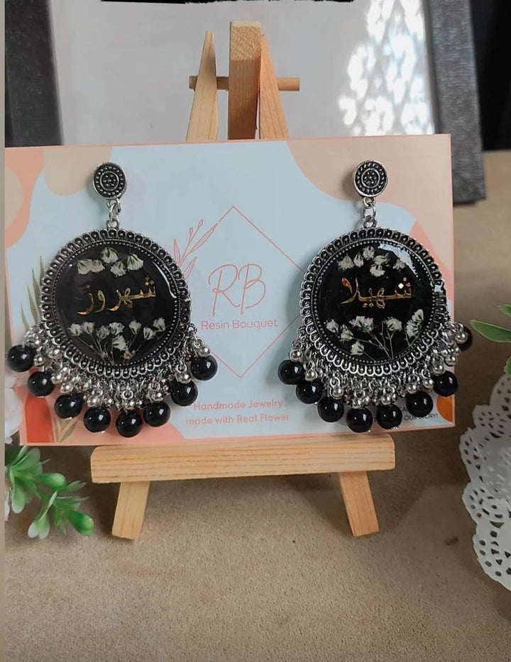 "Muskan Jhumke - Resin Bouquet"