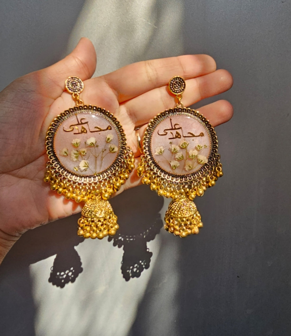 "Naaz Jhumka - Resin Bouquet"