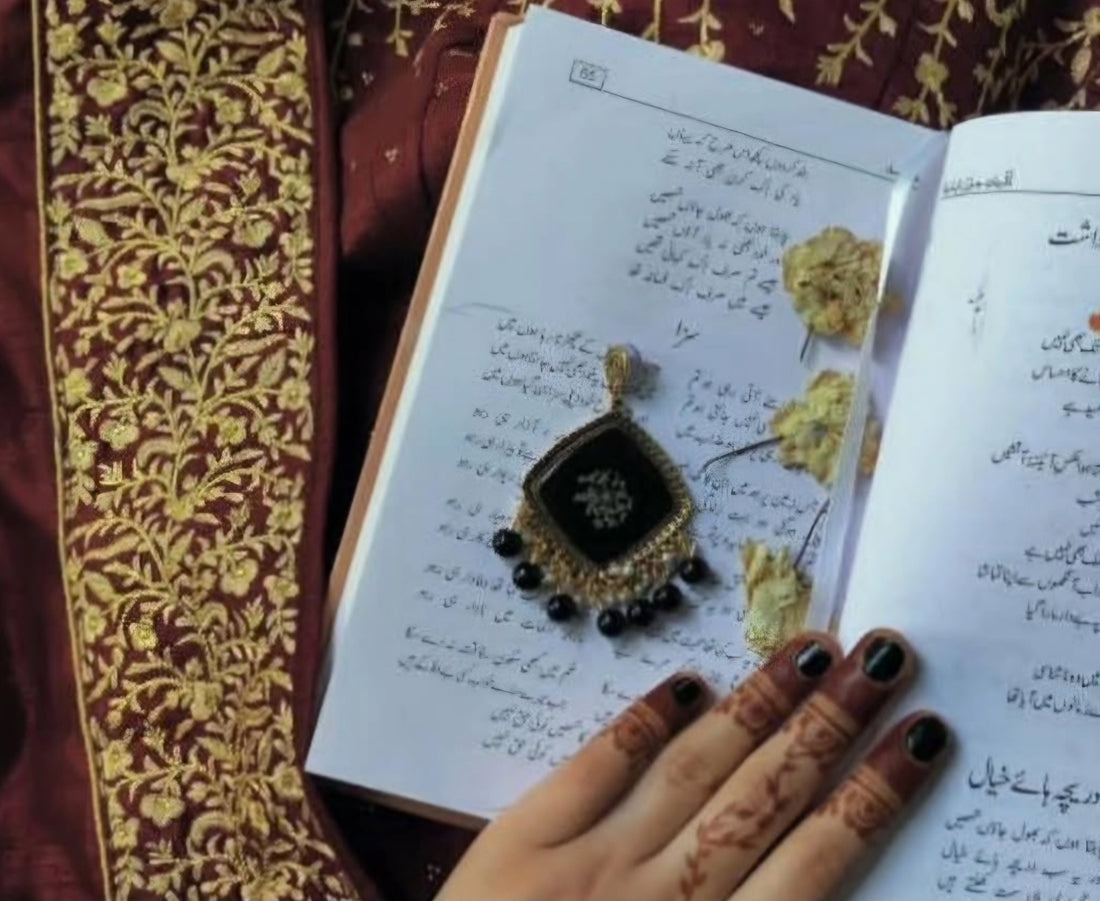 "Anne's Lace Jhumka - Resin Bouquet"