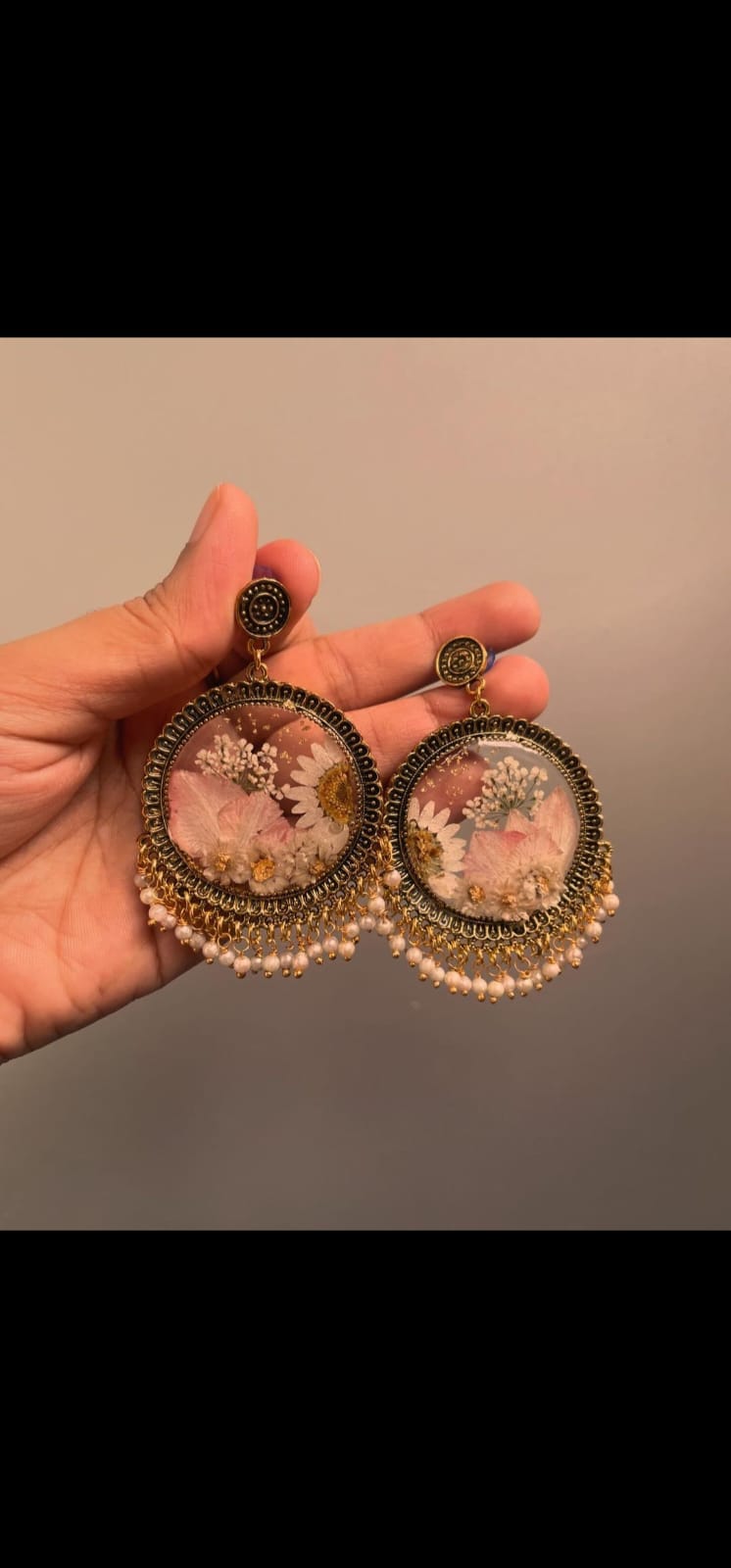 "Floral Bloom - Resin Bouquet"