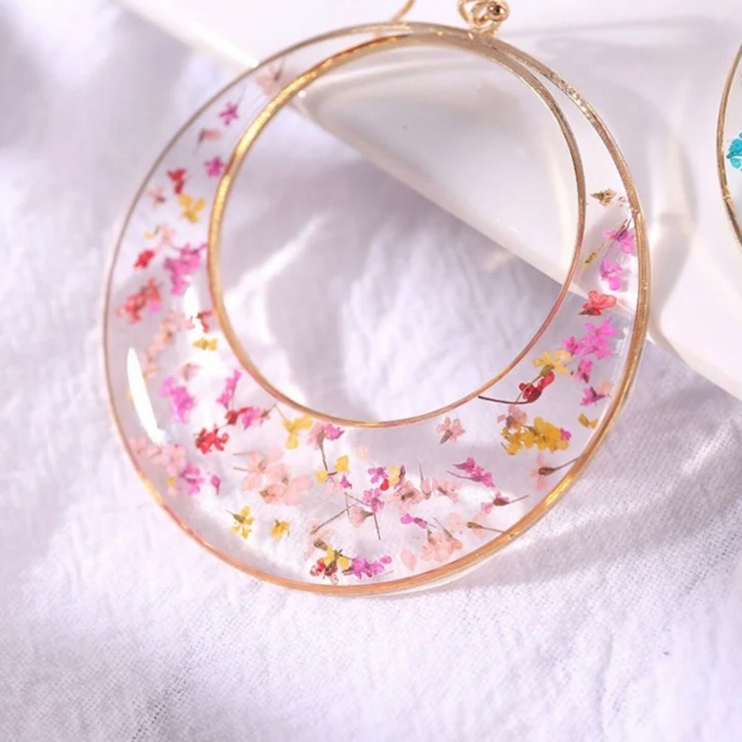 "Floral Hoops - Resin Bouquet"