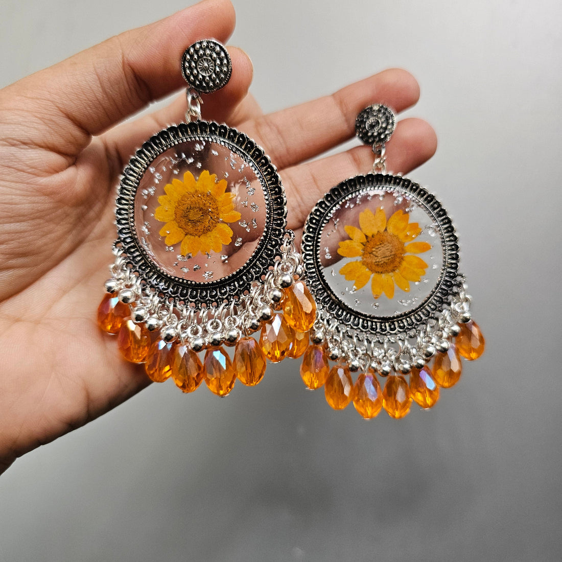 "Daisy jhumka - Resin Bouquet"