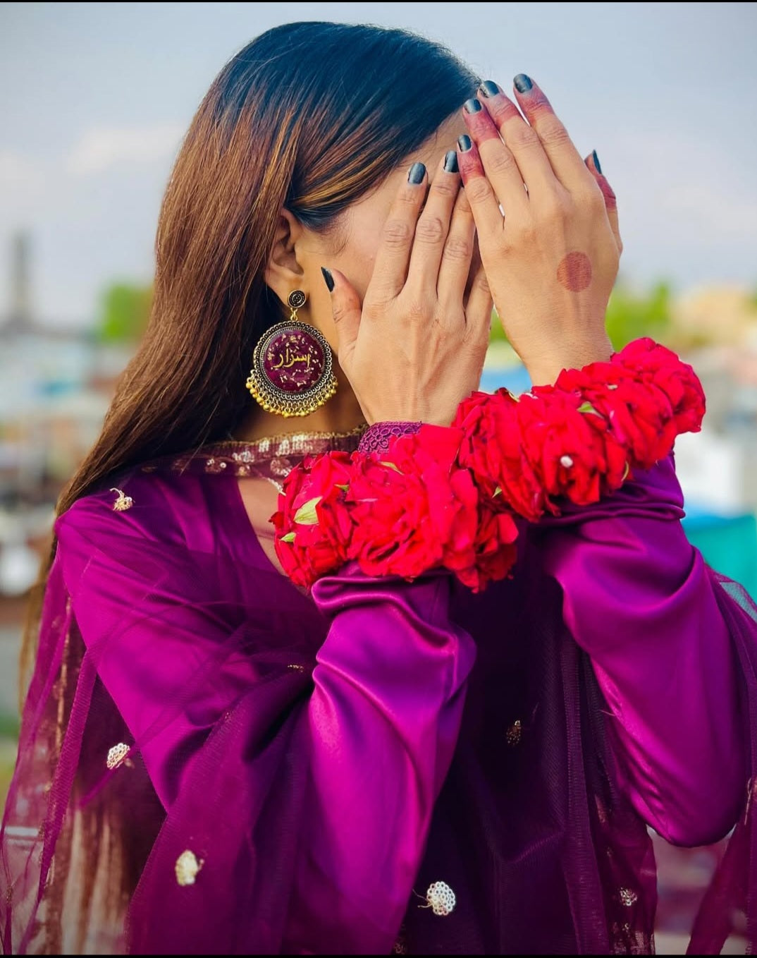 Mahek Jhumka