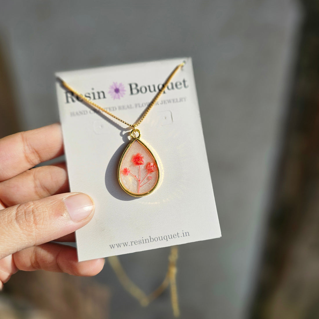 Personalized pendant with name