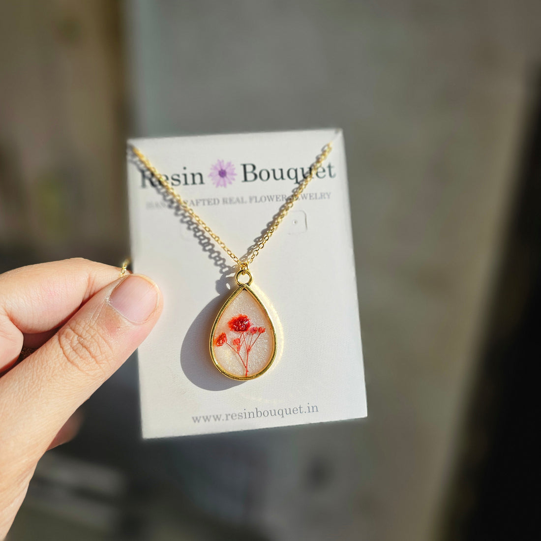 Personalized pendant with name